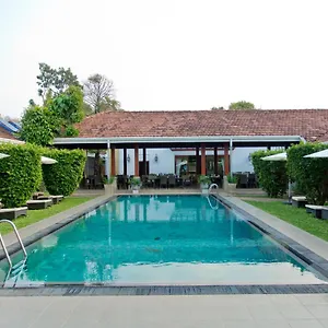 Swanee Grand Hotel Negombo