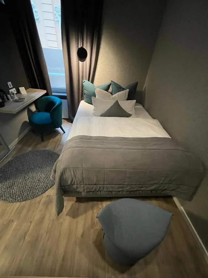 Hotel Falkenturm Munich