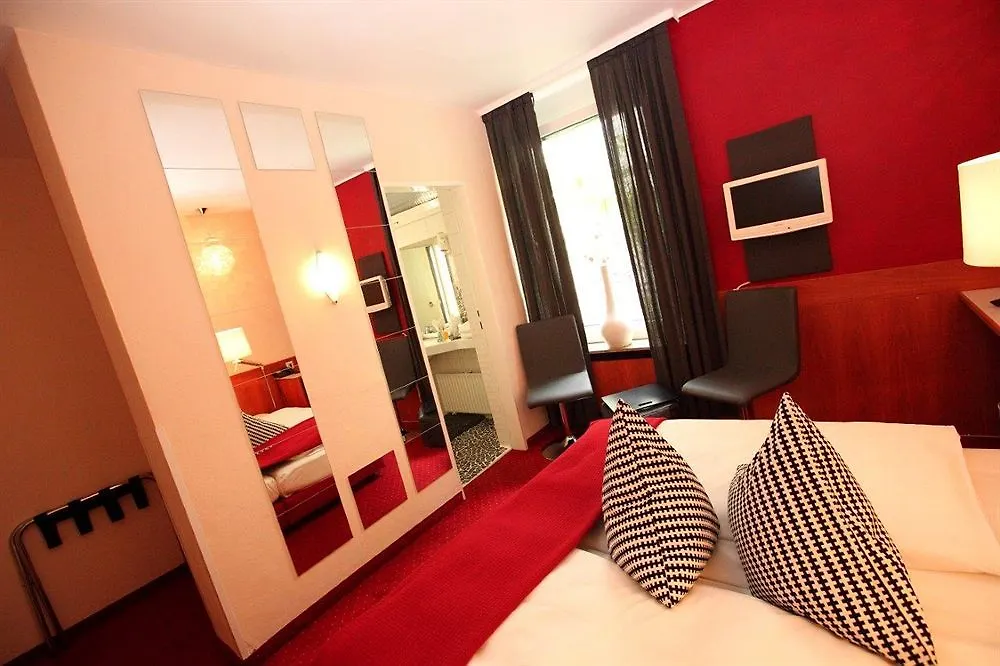 Hotel Falkenturm Munich